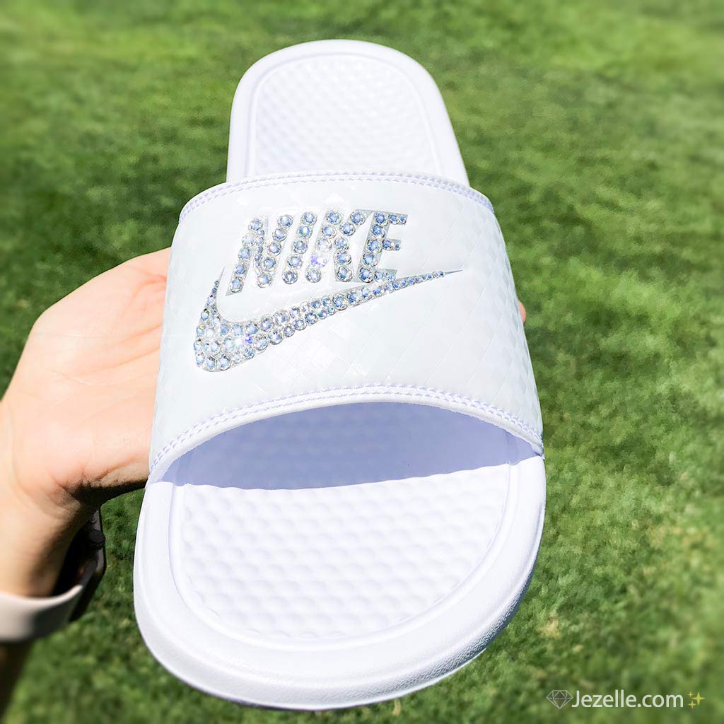 Seaport hende mynte Blinged Out Nike Benassi Slides (White/White) -Jezelle.com